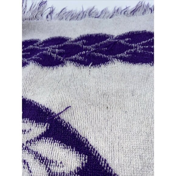 Vintage Fieldcrest Bath Towel Purple White Floral Fringed USA 45 X 25 in Retro - Picture 15 of 16